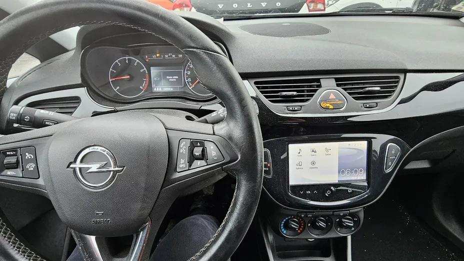 OPEL Corsa -