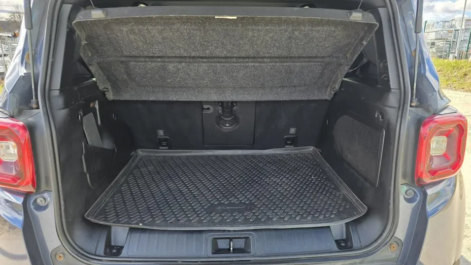 JEEP Renegade -