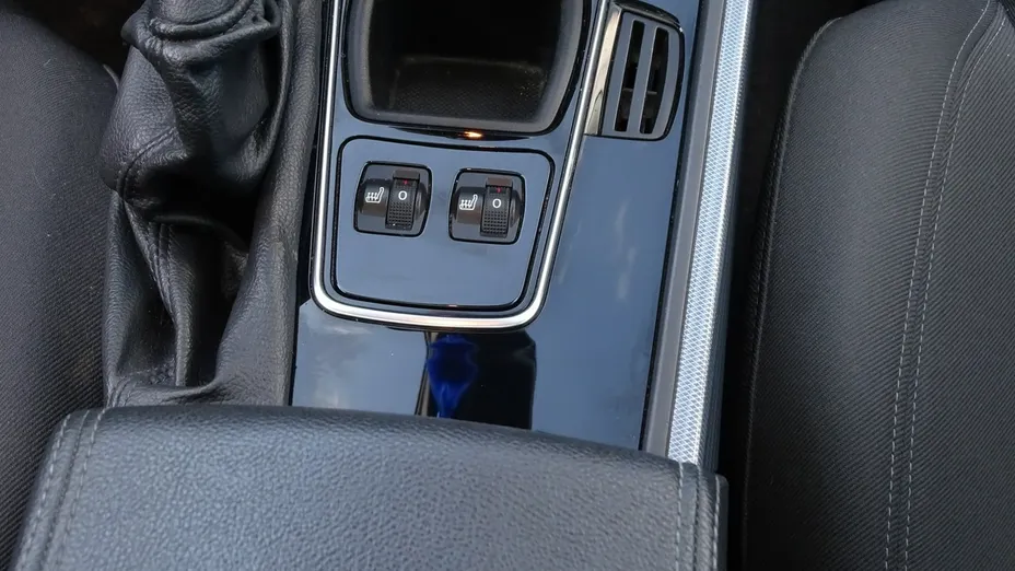 PEUGEOT 508 -