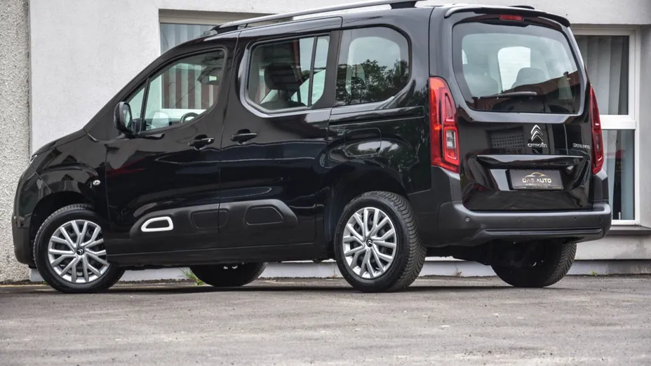CITROEN Berlingo Berlingo XL 1.5 BlueHDI Shine S&S (7-os.)