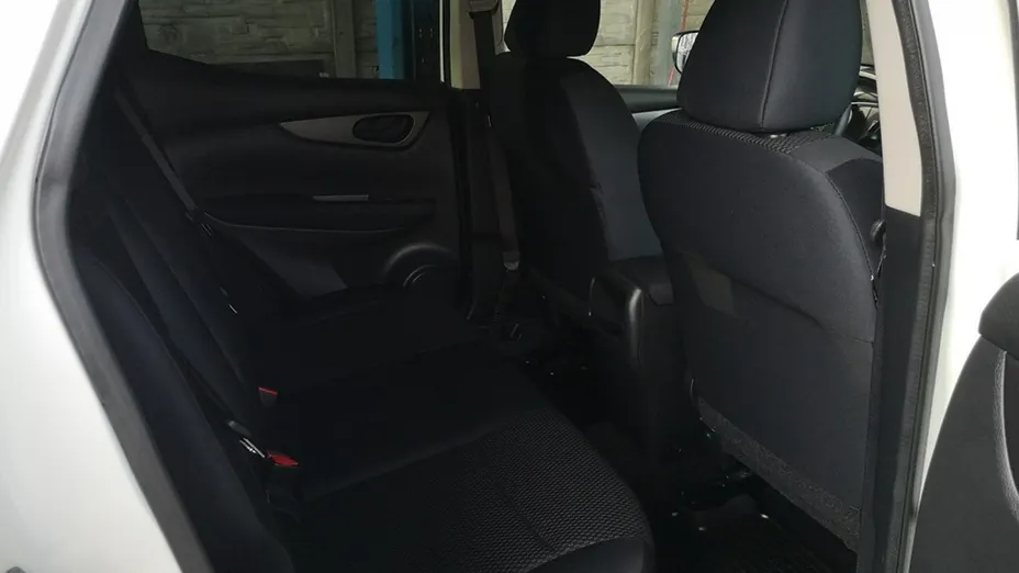NISSAN Qashqai -