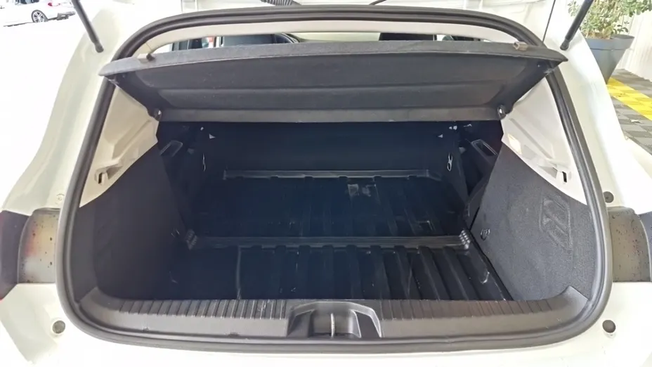RENAULT Clio -