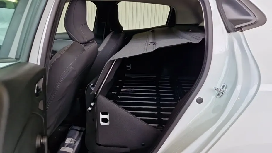 RENAULT Clio -
