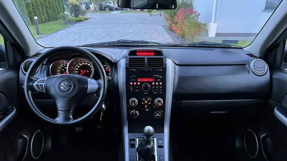 SUZUKI Grand Vitara -