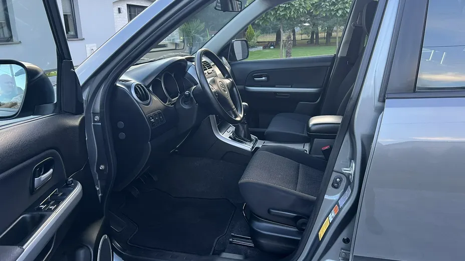 SUZUKI Grand Vitara -