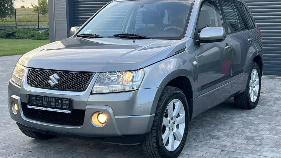 SUZUKI Grand Vitara -