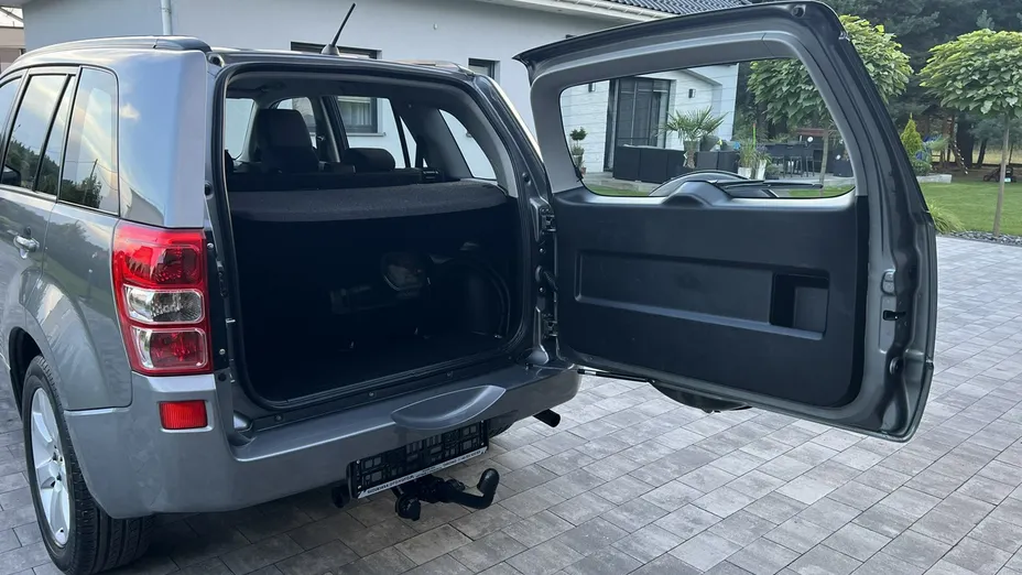 SUZUKI Grand Vitara -
