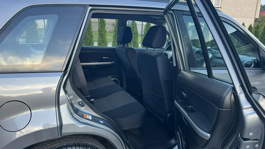 SUZUKI Grand Vitara -