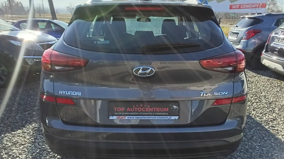 HYUNDAI Tucson -