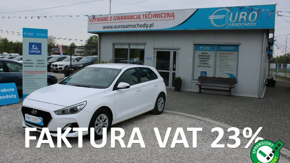 HYUNDAI i30 -