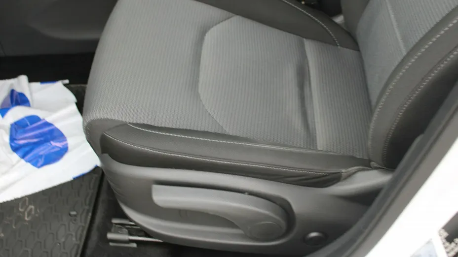 HYUNDAI i30 -