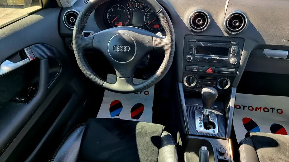 AUDI A3 -