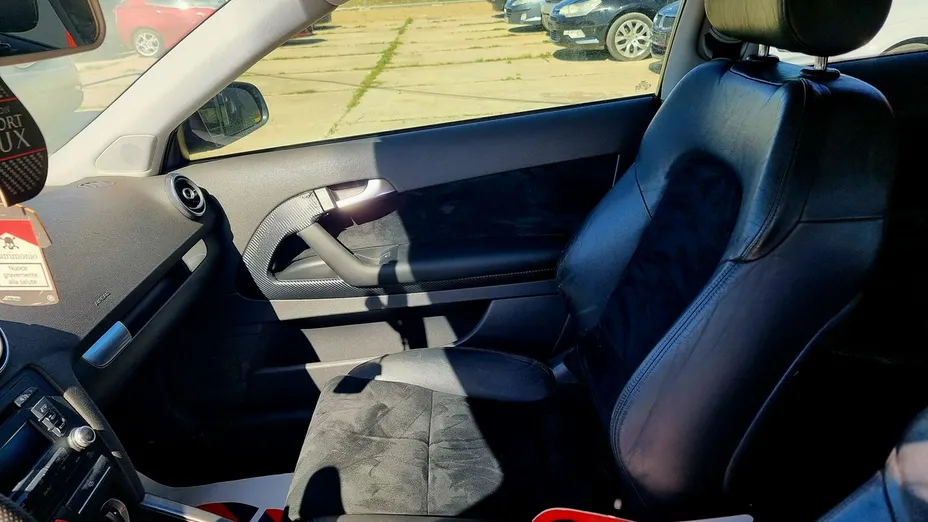AUDI A3 -