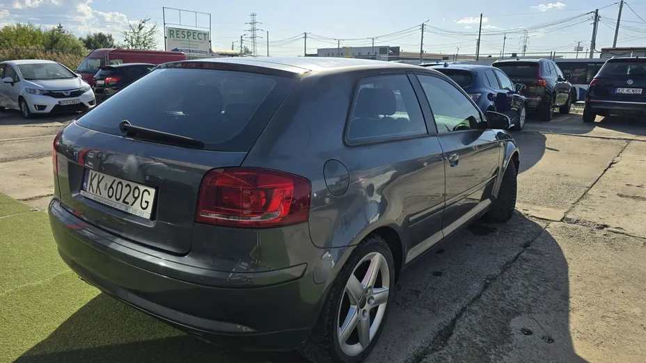 AUDI A3 -