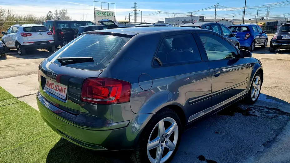 AUDI A3 -