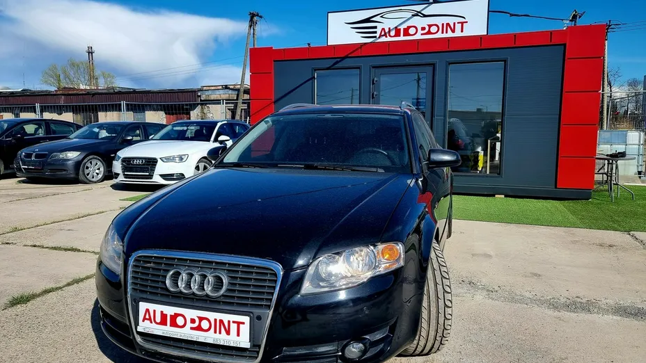 AUDI A4 -