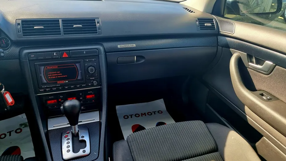 AUDI A4 -