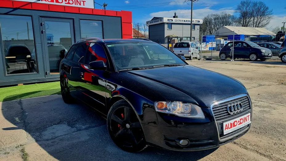 AUDI A4 -