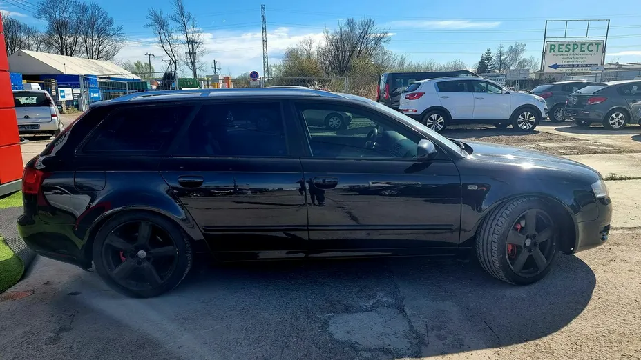 AUDI A4 -