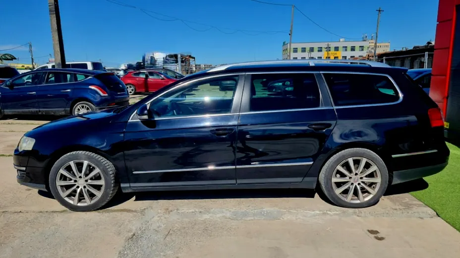 VOLKSWAGEN Passat -