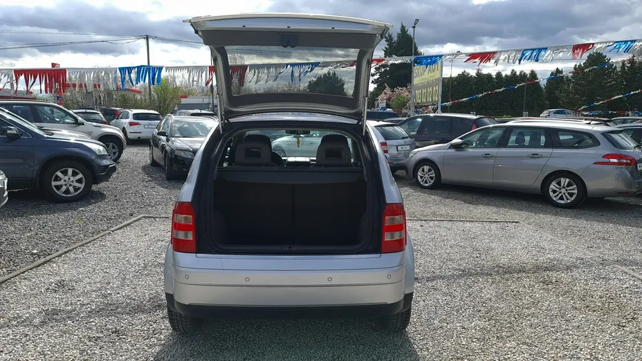 AUDI A2 -