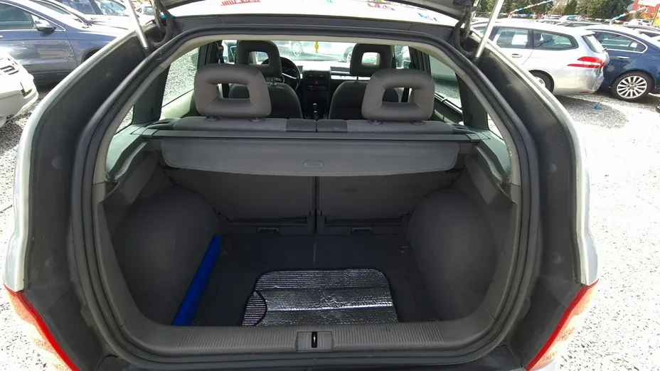 AUDI A2 -