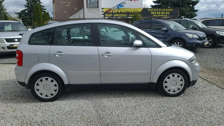 AUDI A2 -