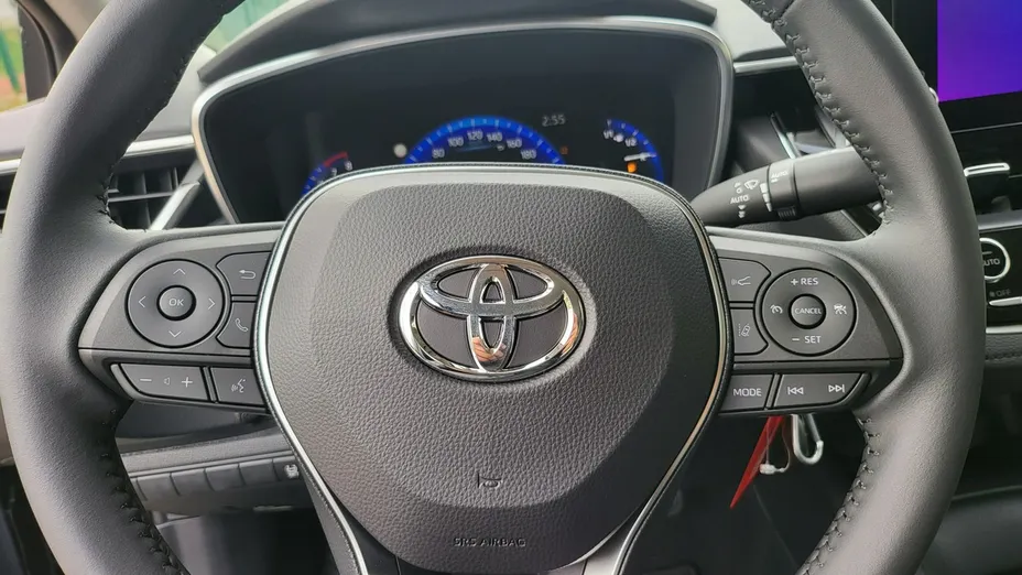TOYOTA Corolla -