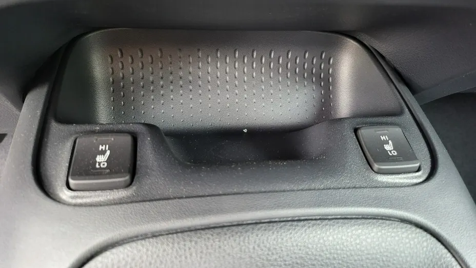 TOYOTA Corolla -