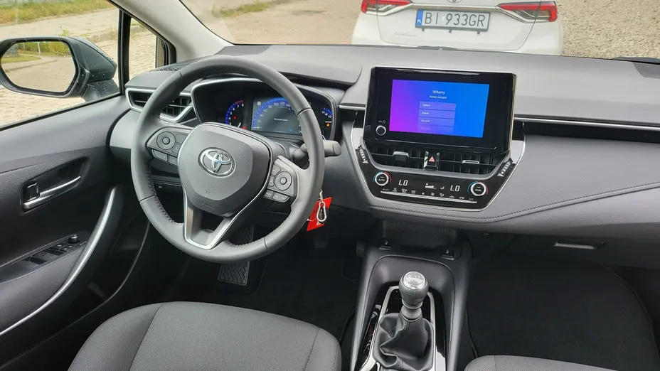 TOYOTA Corolla -