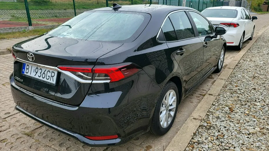 TOYOTA Corolla -