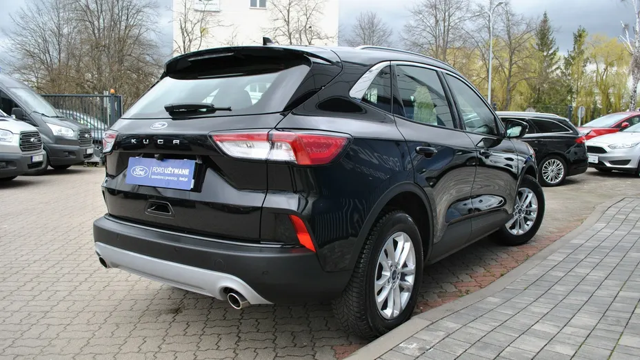 FORD Kuga -