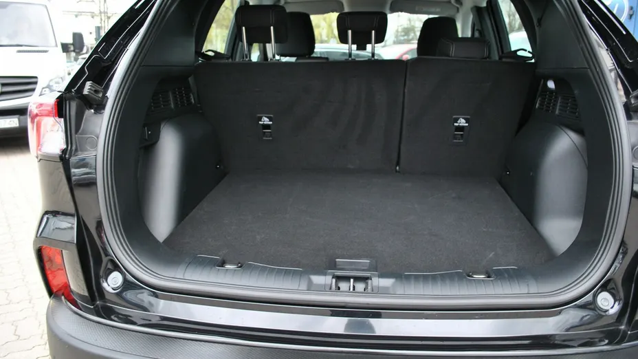 FORD Kuga -