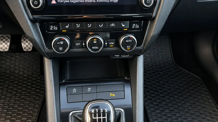 SKODA Octavia -