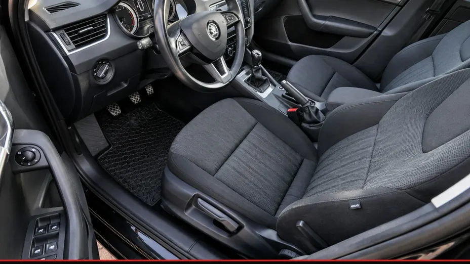 SKODA Octavia -