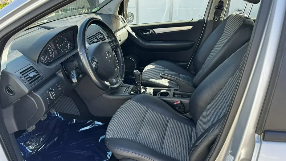 MERCEDES-BENZ A Klasa -