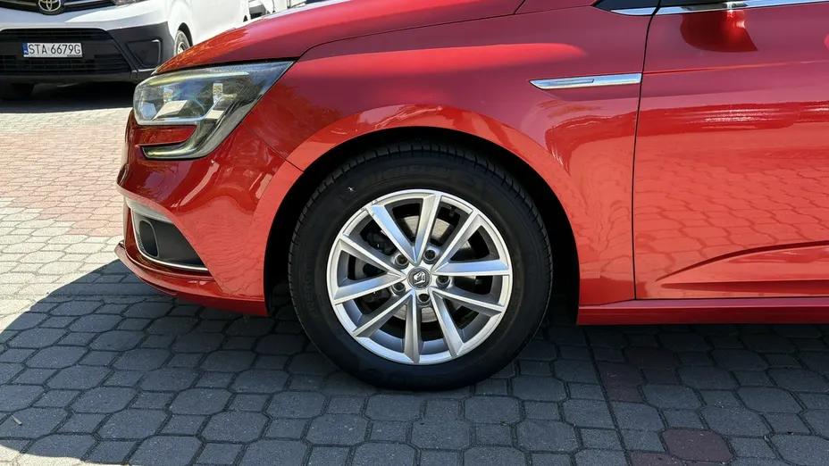 RENAULT Megane -