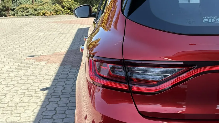 RENAULT Megane -