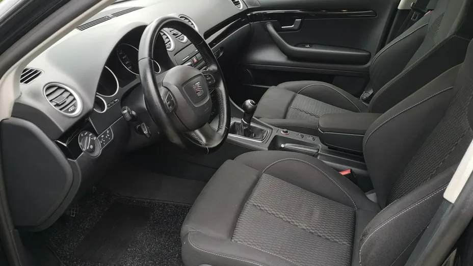 SEAT Exeo -