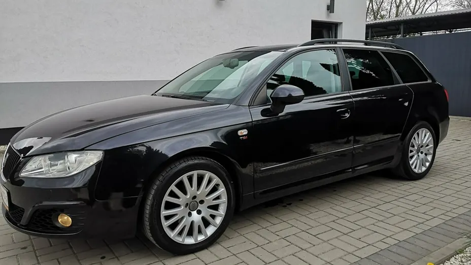 SEAT Exeo -