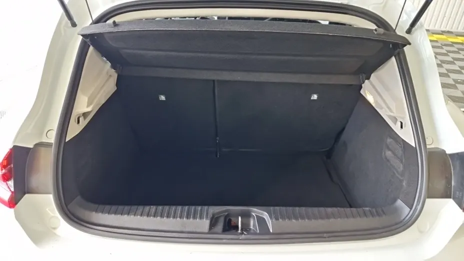 RENAULT Clio -