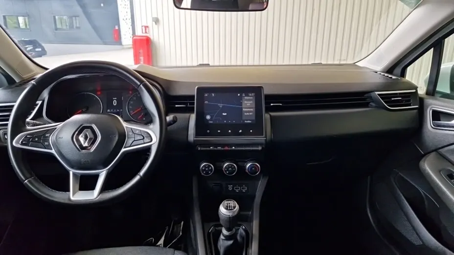 RENAULT Clio -