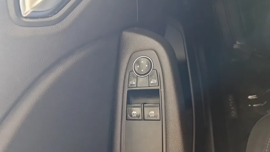 RENAULT Clio -