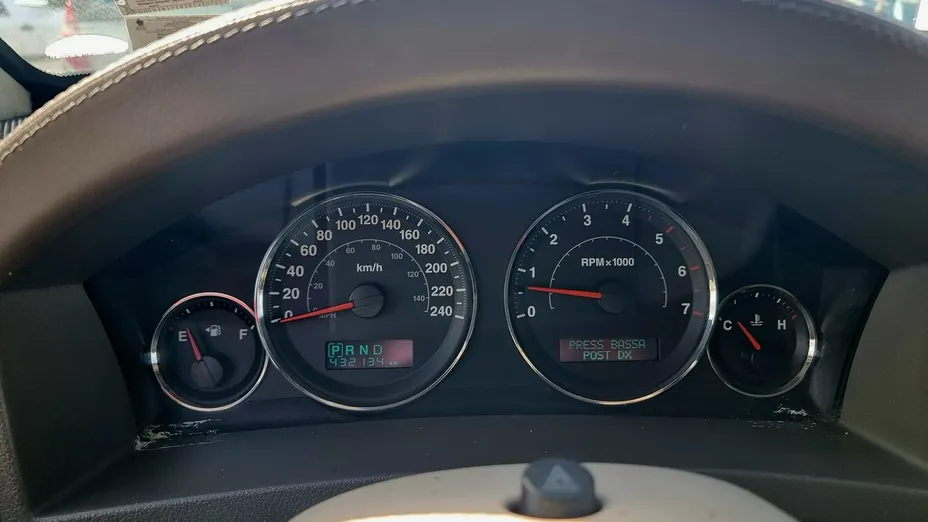 JEEP Grand Cherokee -