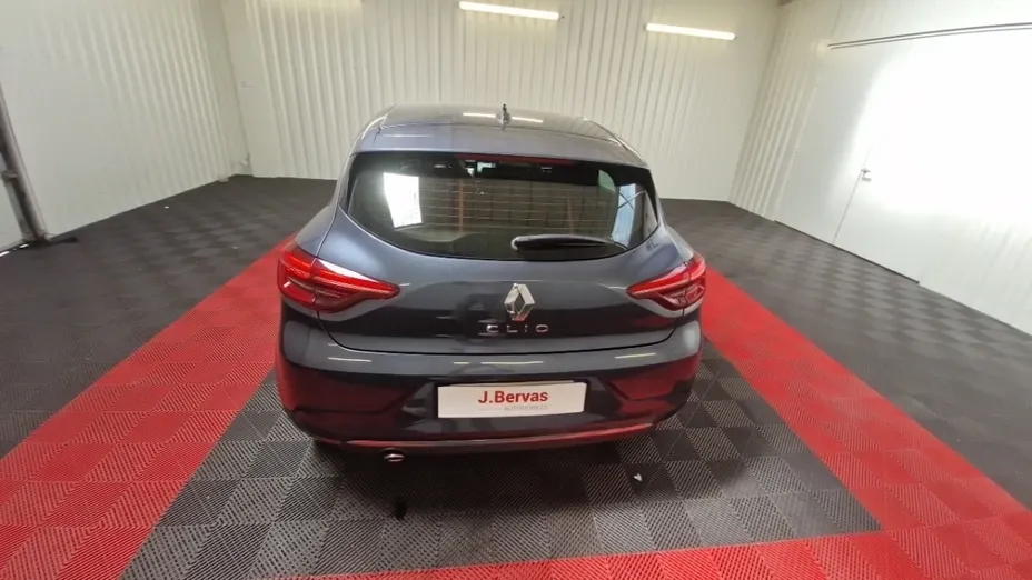 RENAULT Clio -