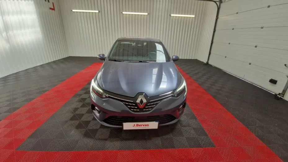 RENAULT Clio -