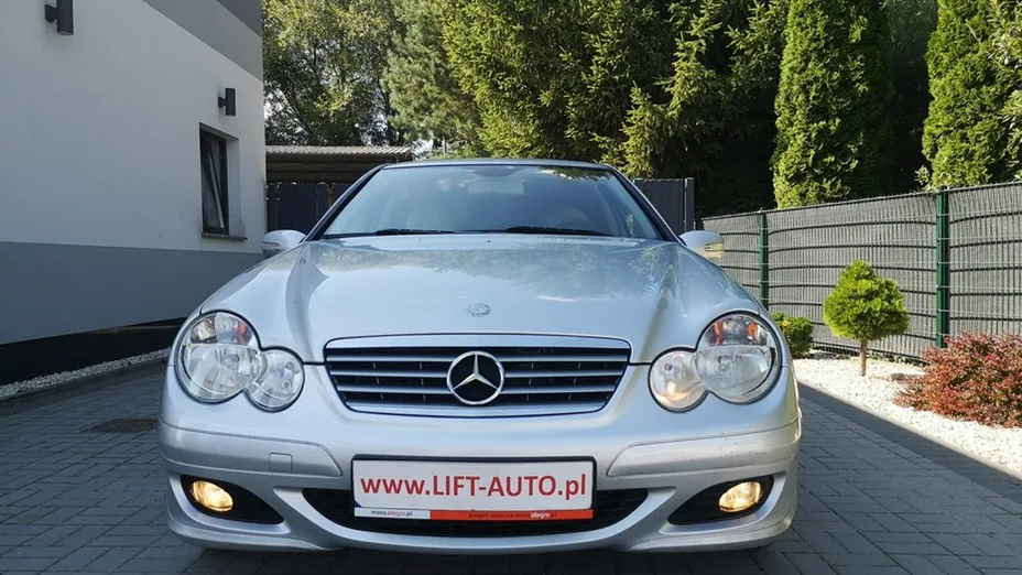 MERCEDES-BENZ C Klasa -