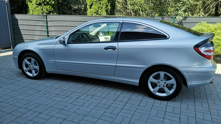 MERCEDES-BENZ C Klasa -