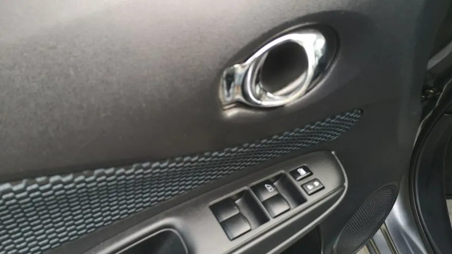 NISSAN Note -
