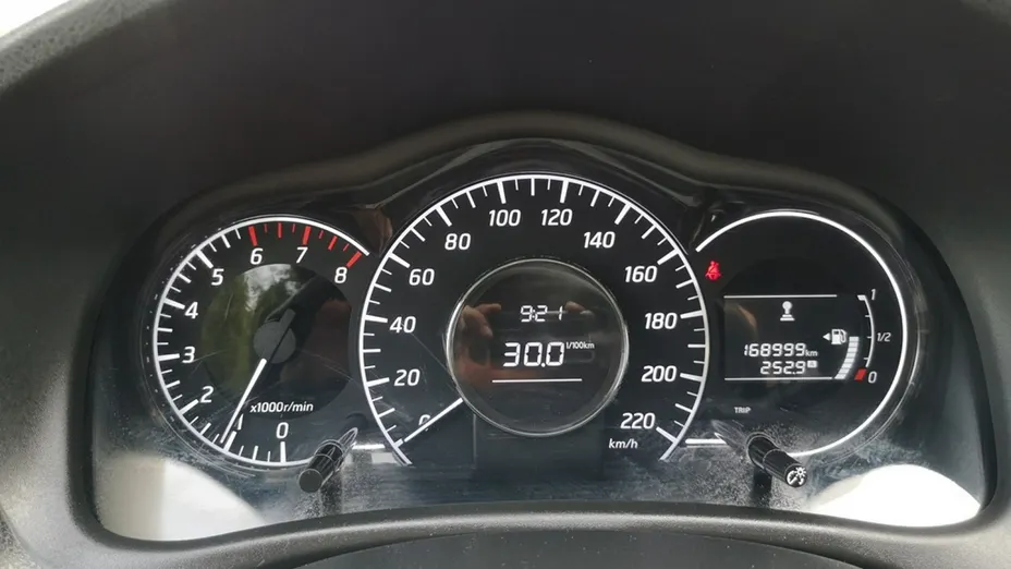 NISSAN Note -